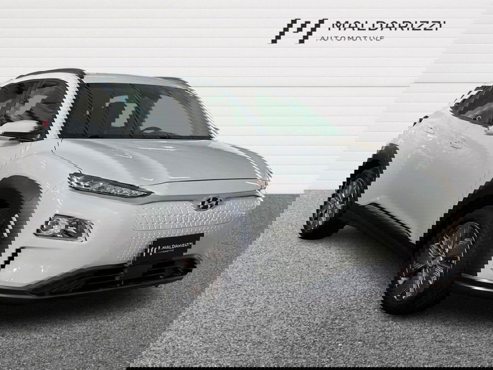 Hyundai Kona usata a Bari