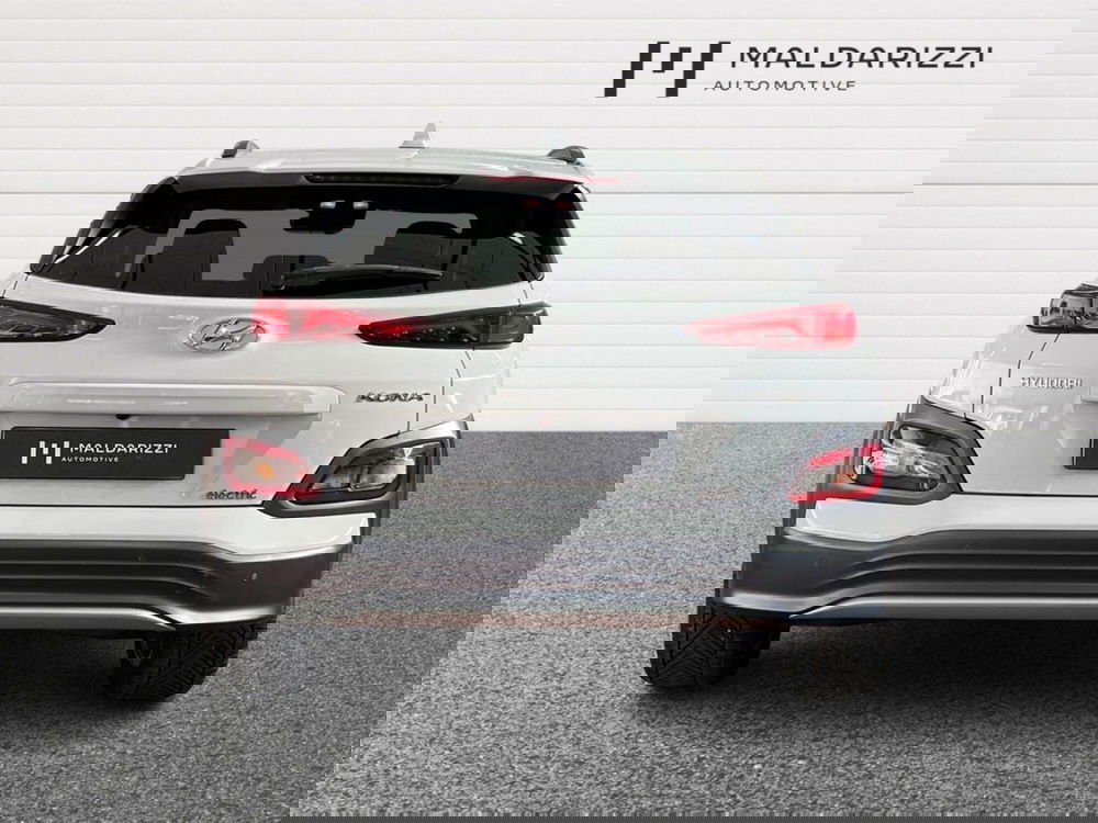 Hyundai Kona usata a Bari (3)