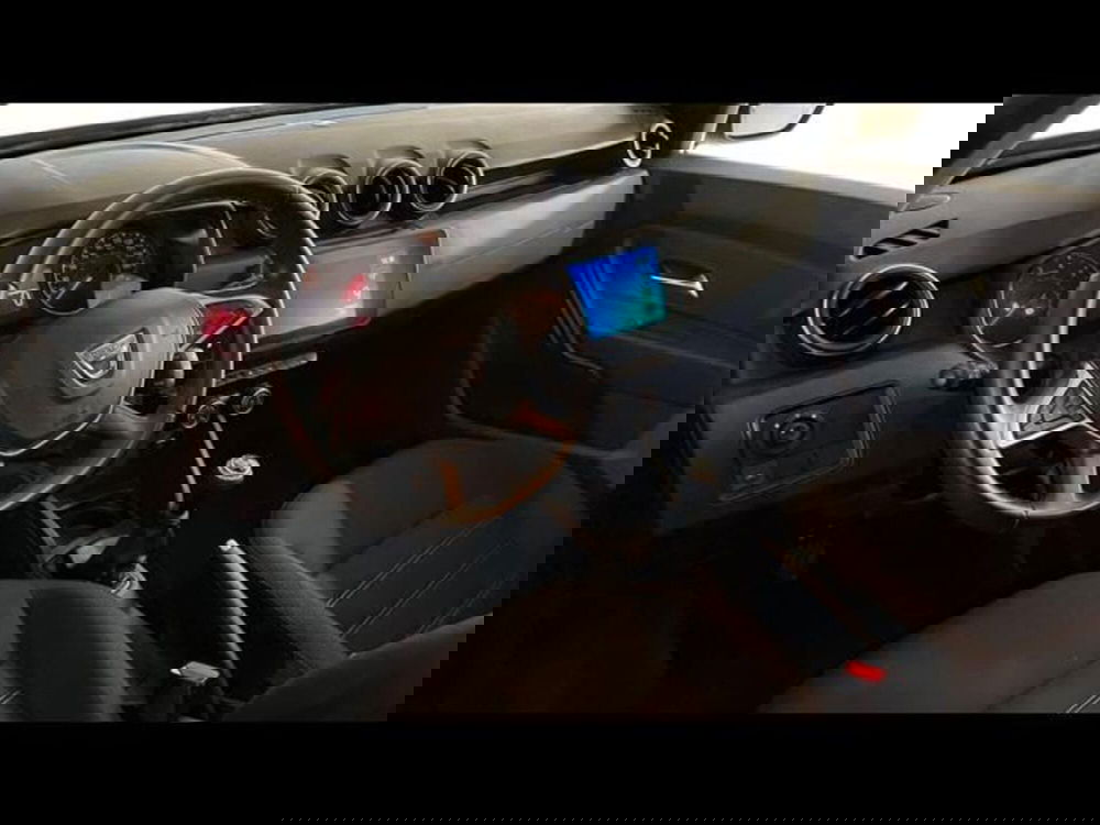 Dacia Duster usata a Firenze (9)