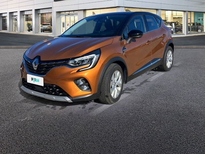 Renault Captur Plug-in Hybrid E-Tech 160 CV Intens del 2020 usata a Spoltore