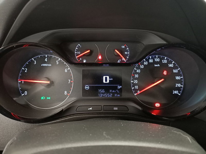 Opel Crossland X usata a Torino (11)