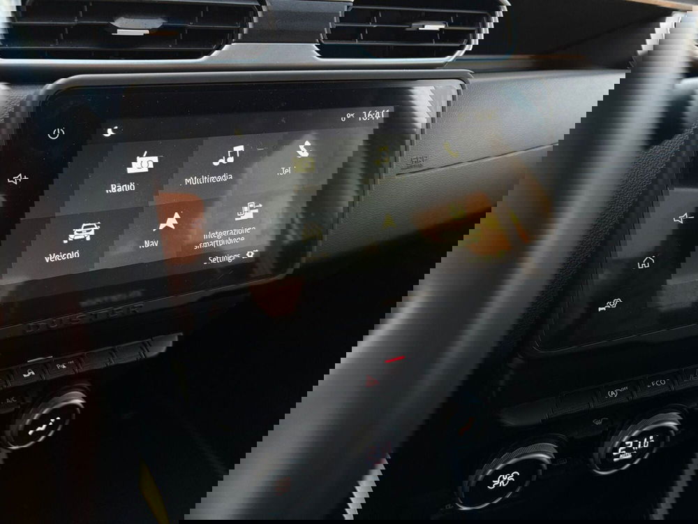 Dacia Duster usata a Vercelli (7)