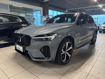 Volvo XC60 B4 automatico Core del 2022 usata a Messina