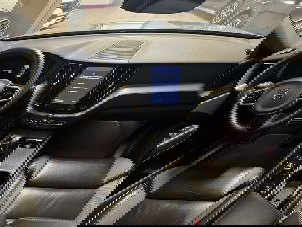 Volvo XC60 usata a Messina (11)