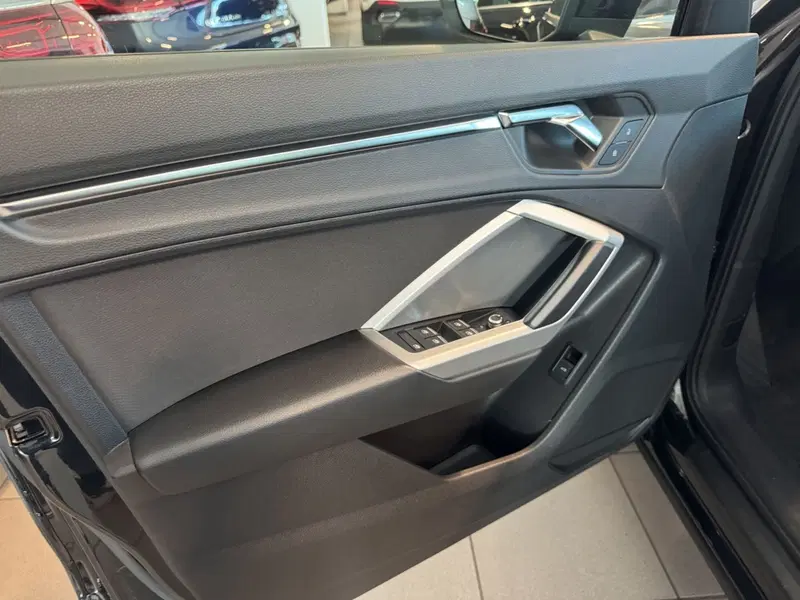 Audi Q3 usata a Messina (6)