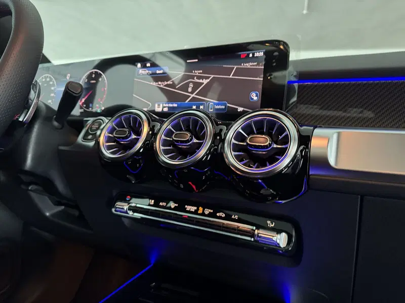 Mercedes-Benz GLB nuova a Messina (13)