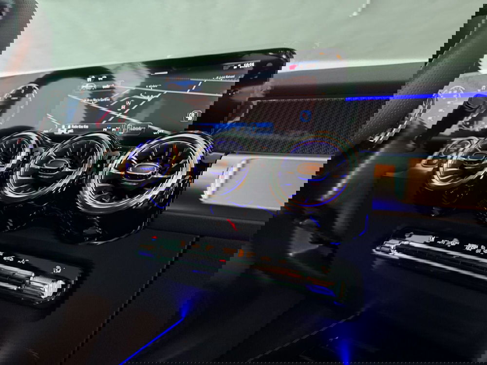 Mercedes-Benz GLB nuova a Messina (13)