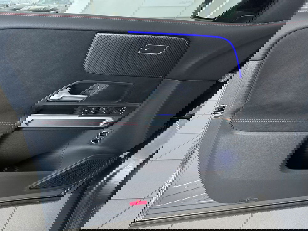 Mercedes-Benz GLB nuova a Messina (6)