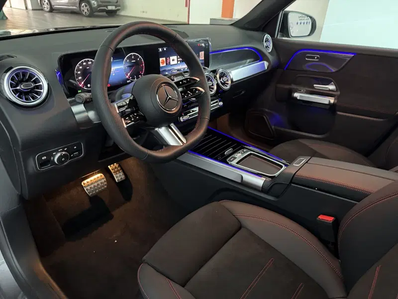Mercedes-Benz GLB nuova a Messina (7)
