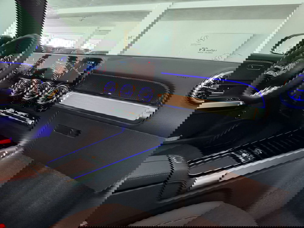 Mercedes-Benz GLB nuova a Messina (9)