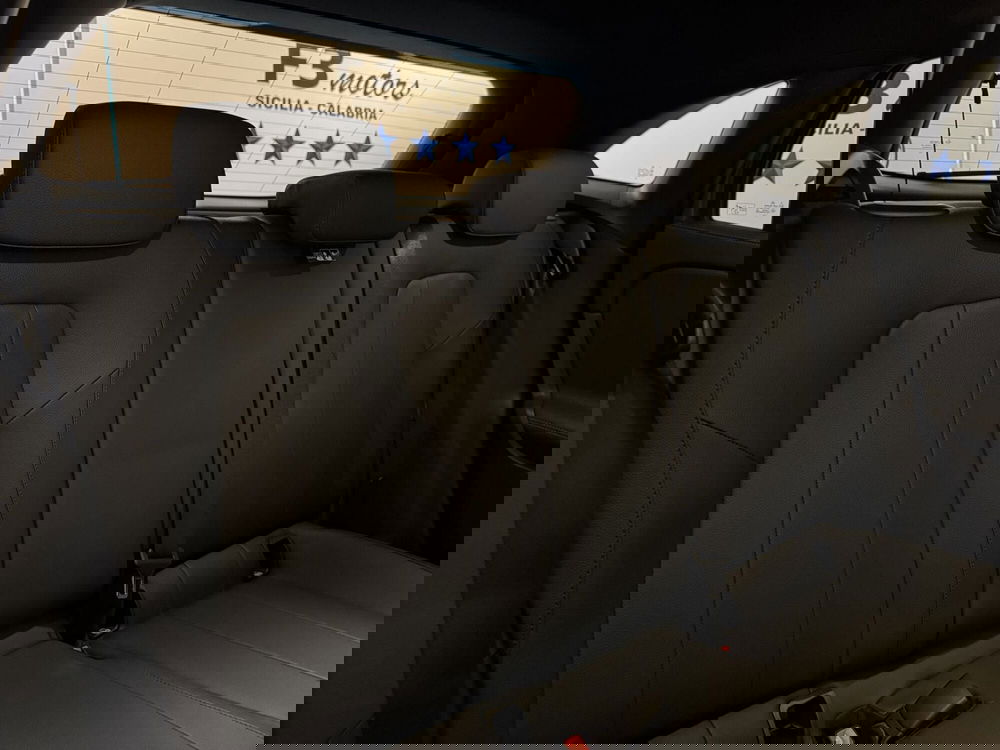 Mercedes-Benz GLA SUV nuova a Messina (10)