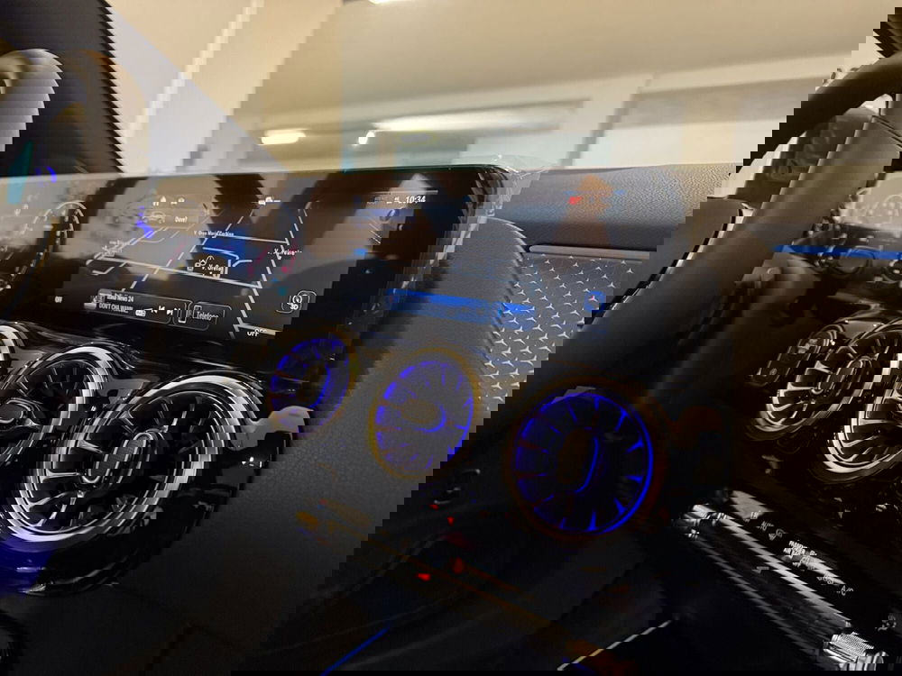 Mercedes-Benz GLA SUV nuova a Messina (13)