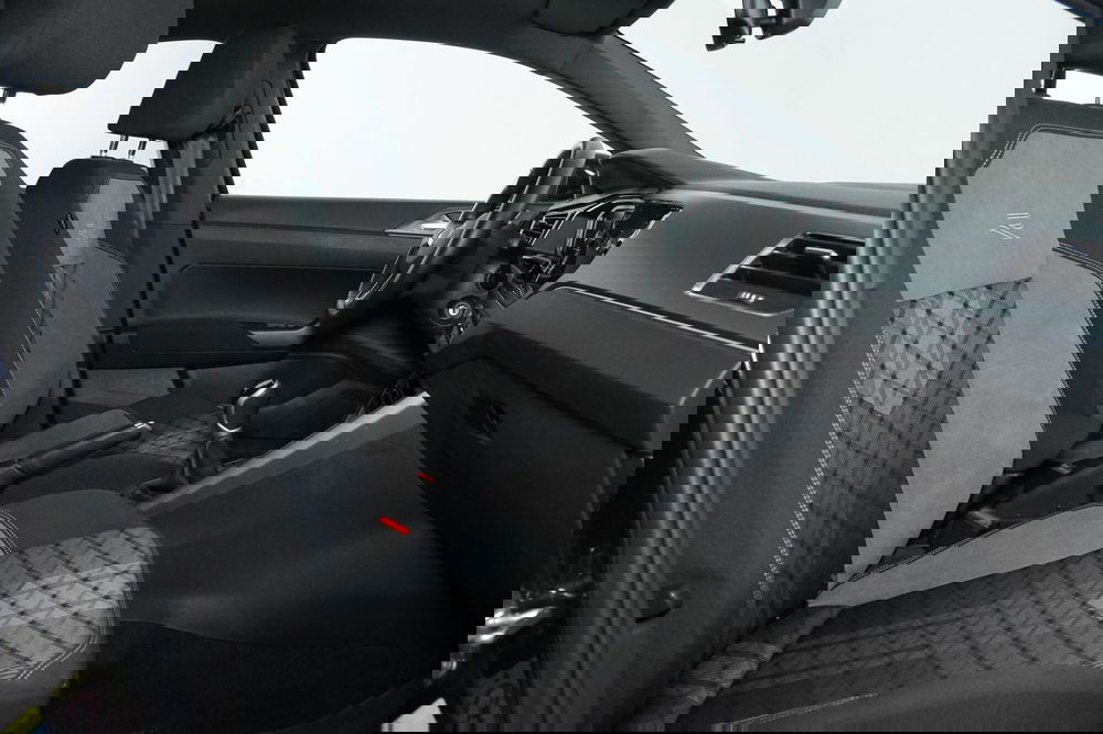 Volkswagen Taigo usata a Perugia (11)