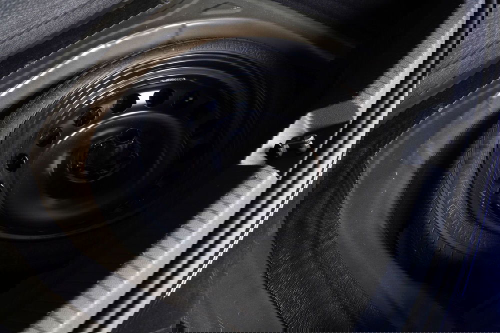 Volkswagen Taigo usata a Perugia (8)