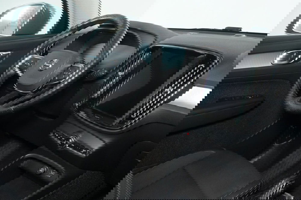 Volvo XC40 usata a Perugia (13)
