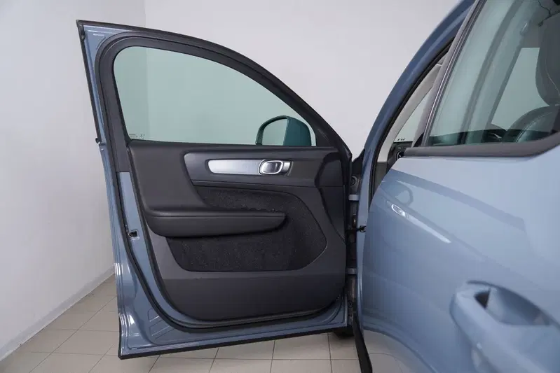 Volvo XC40 usata a Perugia (14)