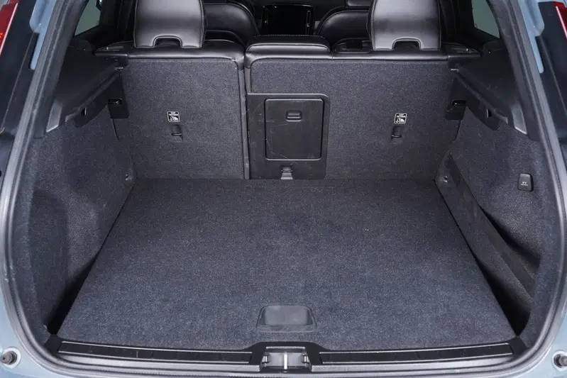 Volvo XC40 usata a Perugia (7)