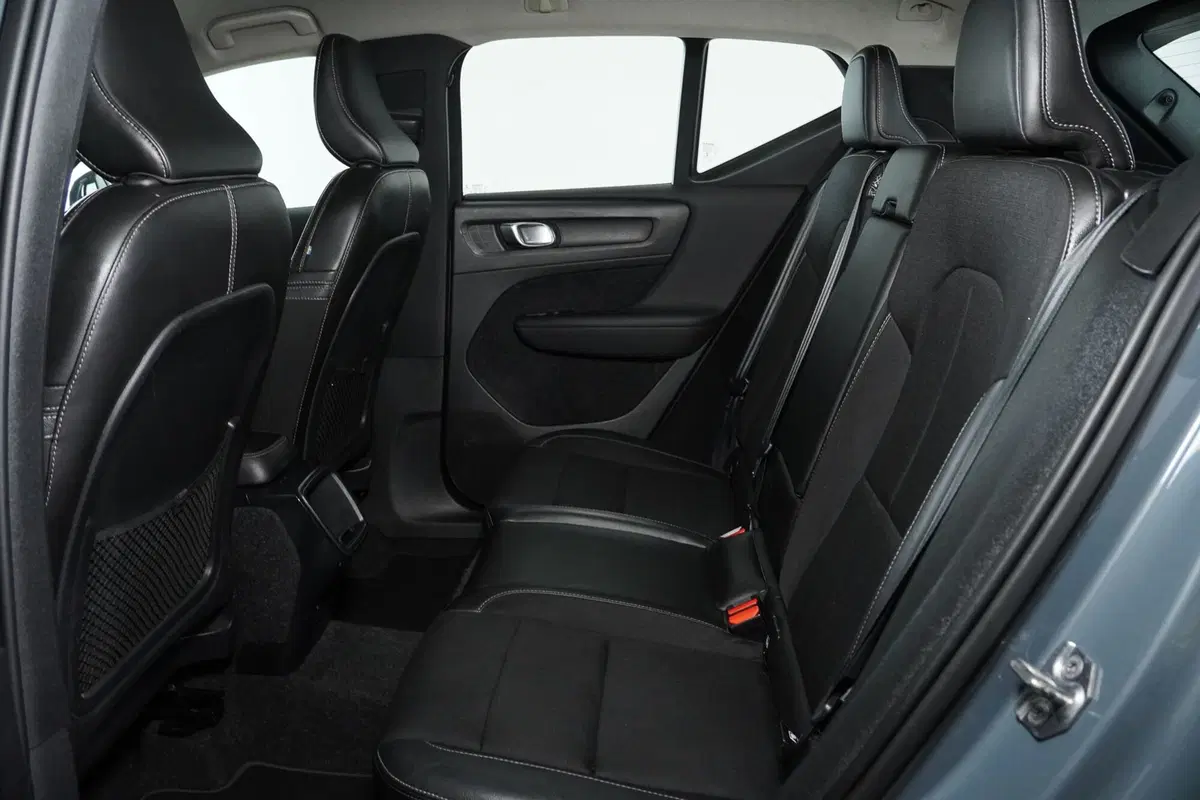 Volvo XC40 usata a Perugia (9)