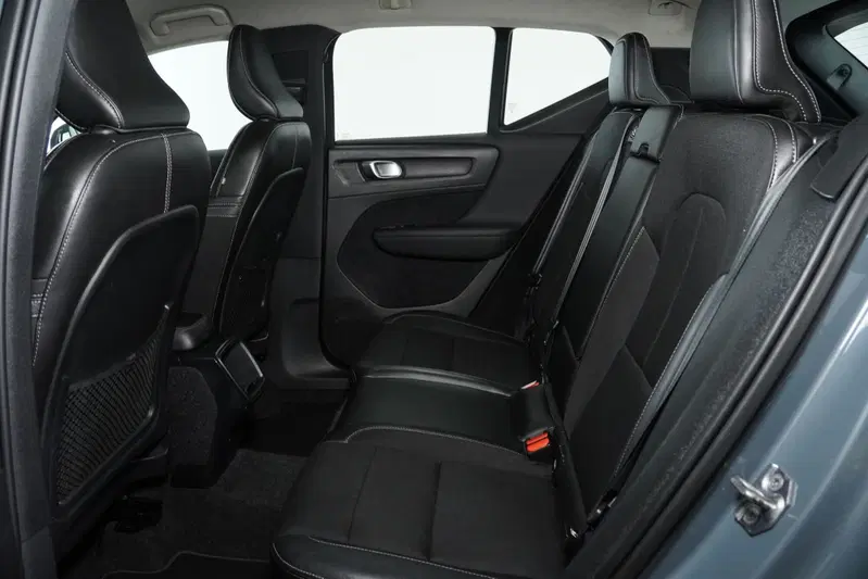 Volvo XC40 usata a Perugia (9)