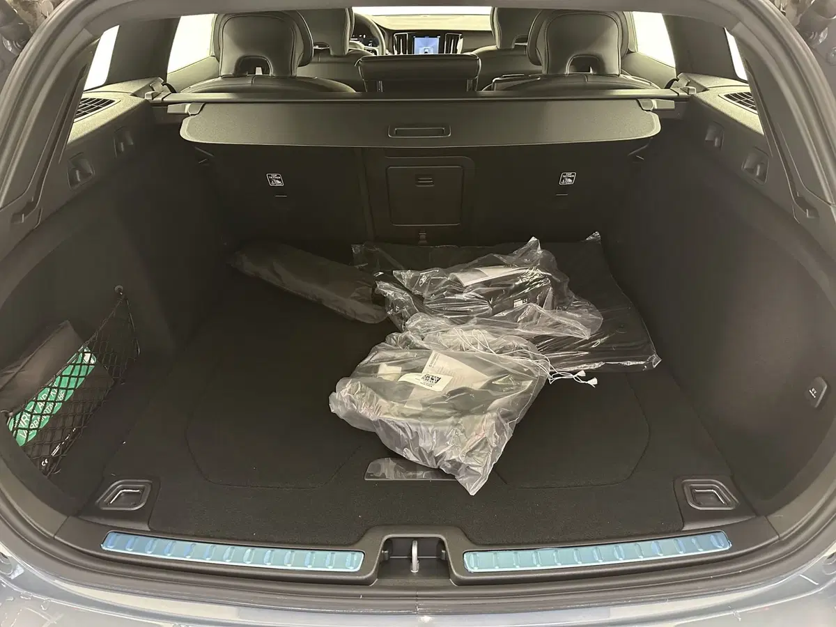 Volvo V60 nuova a Bergamo (13)
