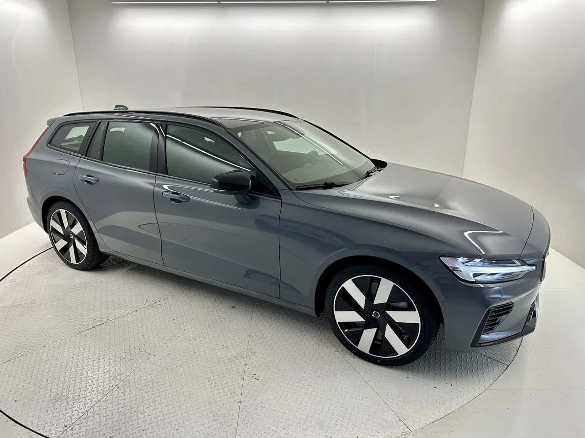 Volvo V60 nuova a Bergamo (14)