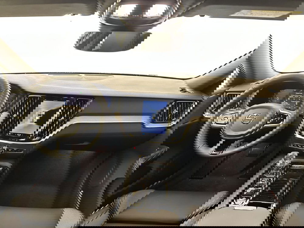 Volvo V60 nuova a Bergamo (4)