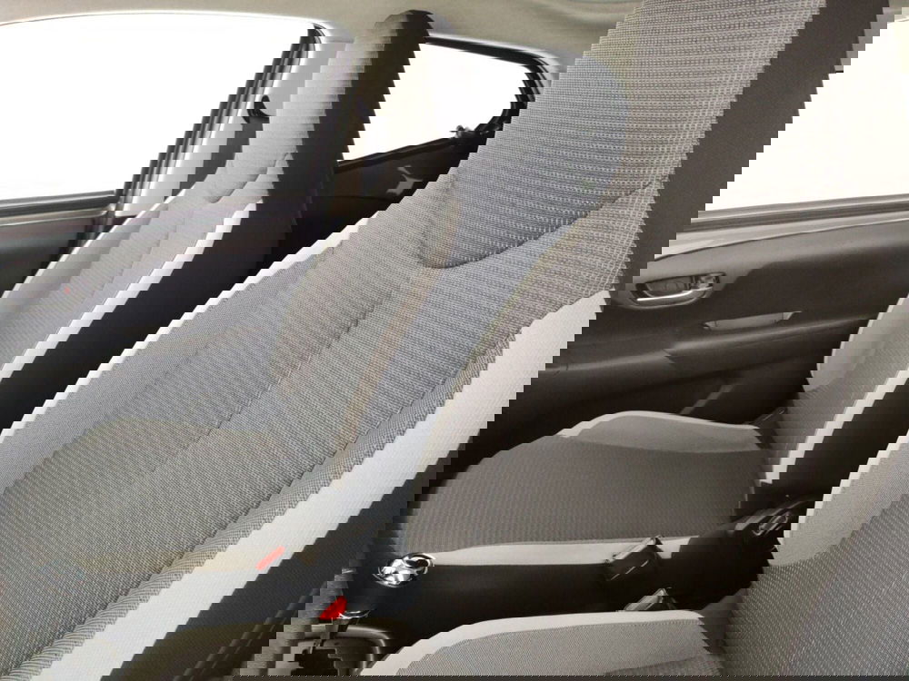 Toyota Aygo usata a La Spezia (9)