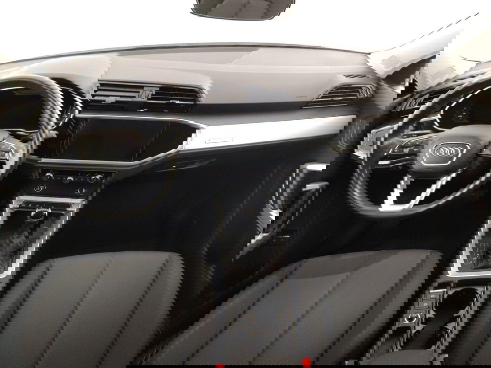 Audi Q3 usata a Massa-Carrara (12)