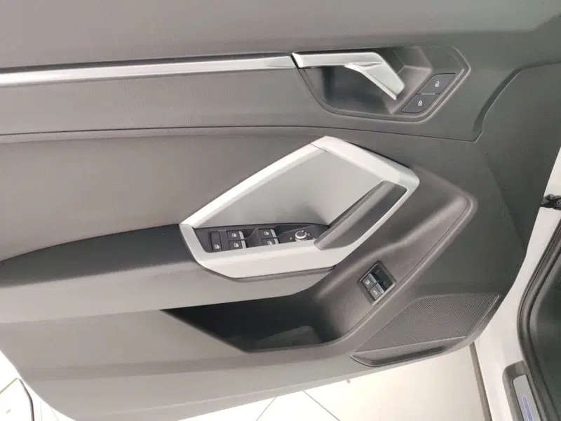 Audi Q3 usata a Massa-Carrara (15)