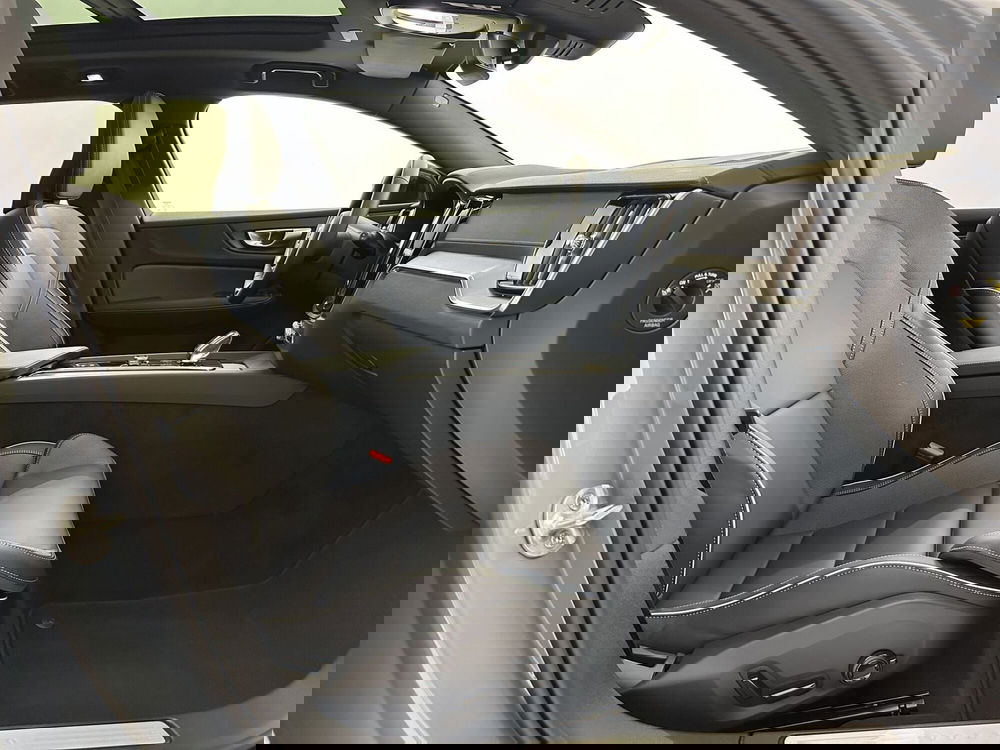 Volvo V60 nuova a Bergamo (3)