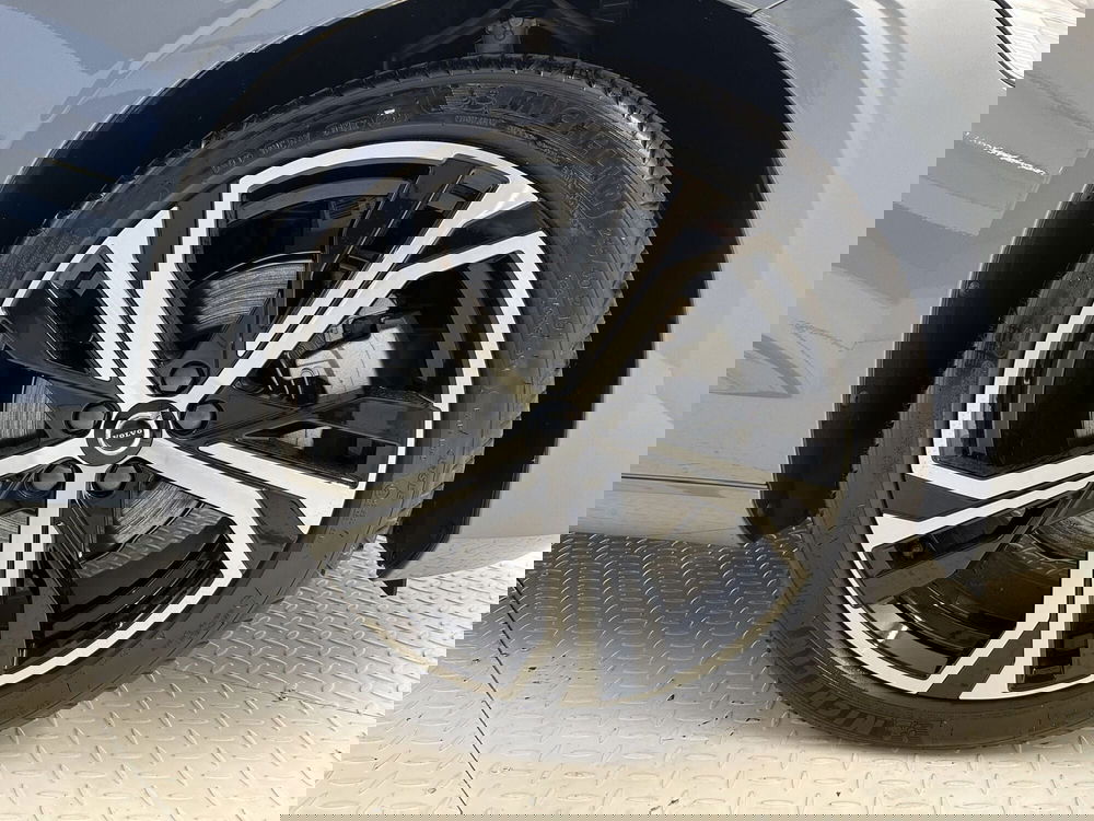 Volvo V60 nuova a Bergamo (9)