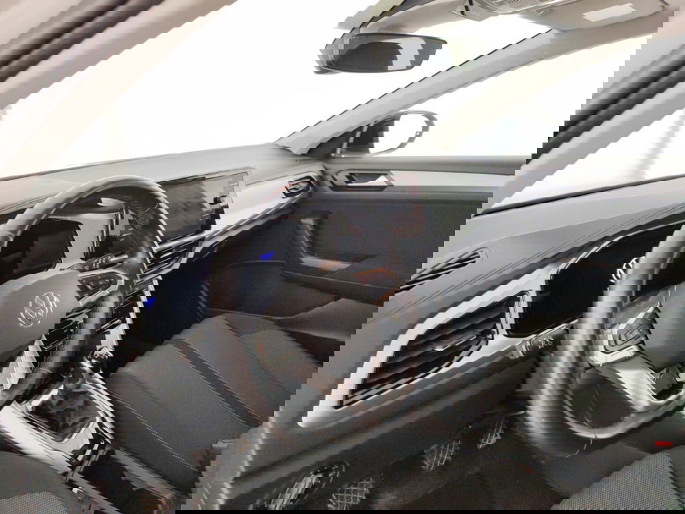 Volkswagen T-Roc usata a Massa-Carrara (8)