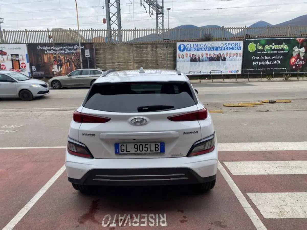 Hyundai Kona usata a Perugia (10)