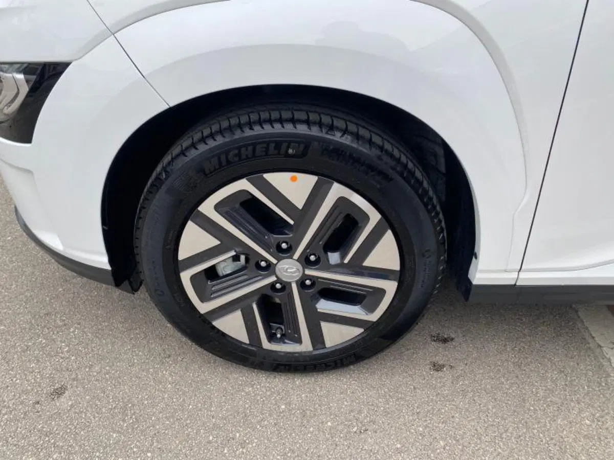 Hyundai Kona usata a Perugia (13)