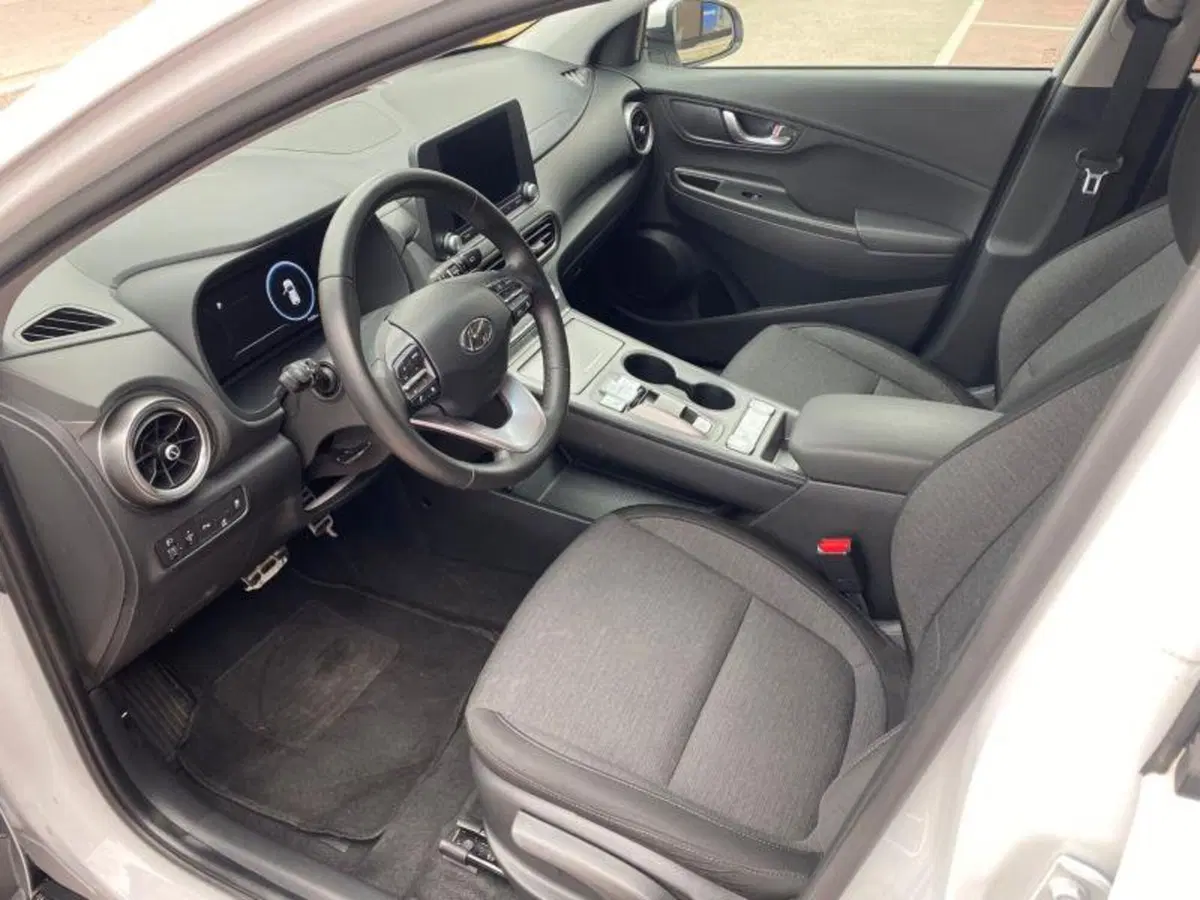 Hyundai Kona usata a Perugia (7)