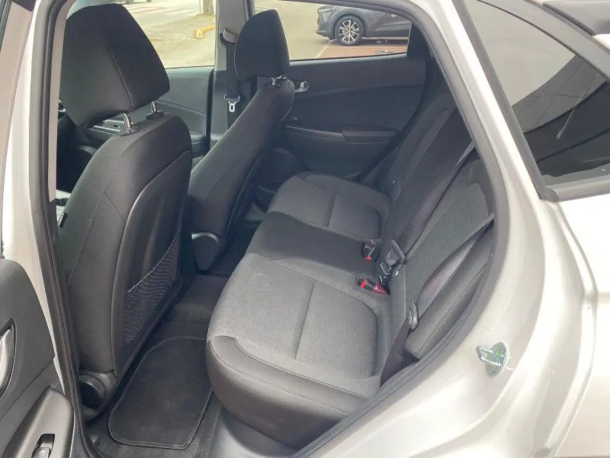 Hyundai Kona usata a Perugia (8)