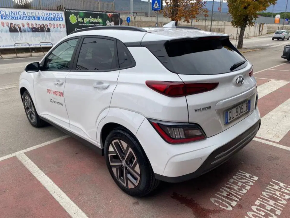 Hyundai Kona usata a Perugia (9)