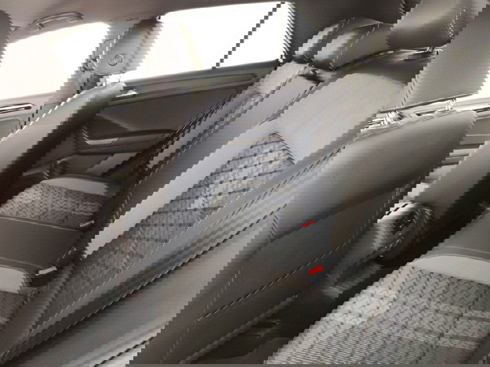 Volkswagen T-Roc usata a Massa-Carrara (10)