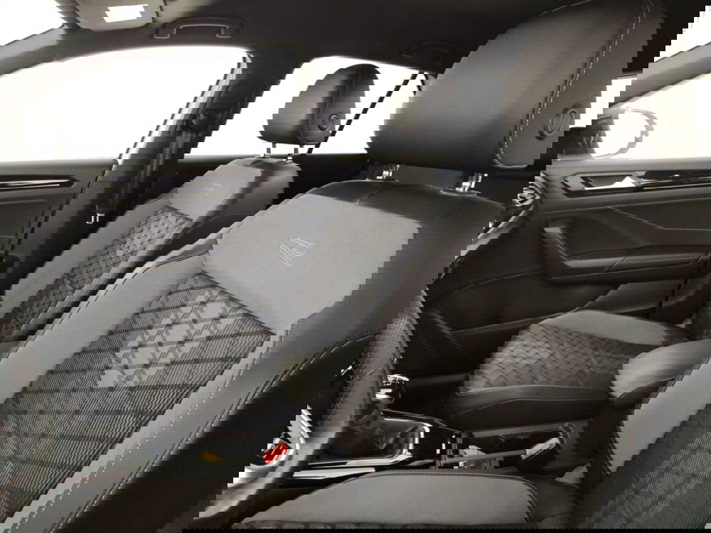 Volkswagen T-Roc usata a Massa-Carrara (9)