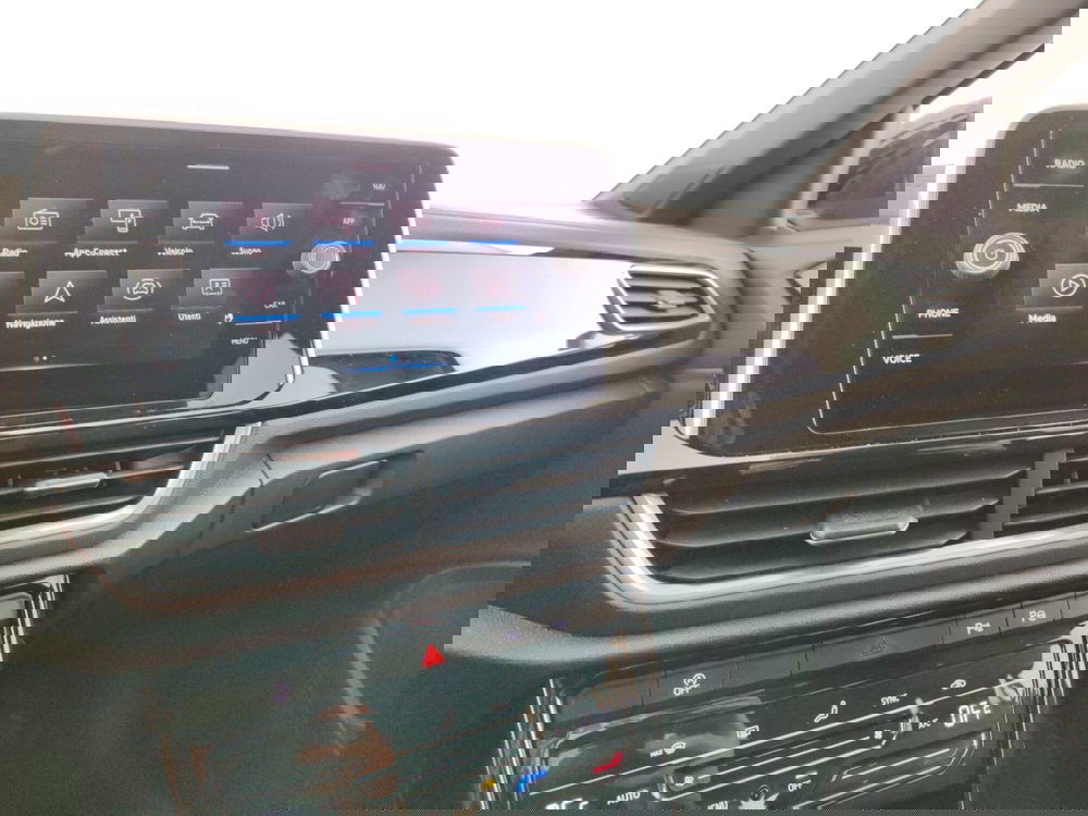 Volkswagen T-Roc usata a Massa-Carrara (12)