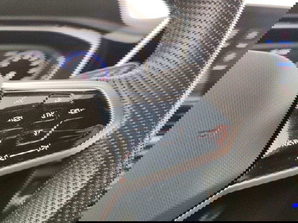 Volkswagen T-Roc usata a Massa-Carrara (13)