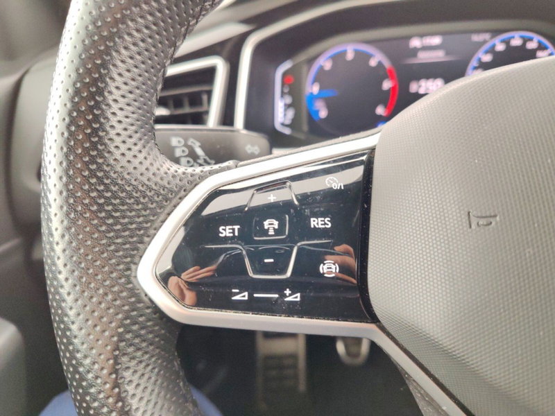 Volkswagen T-Roc usata a Massa-Carrara (14)