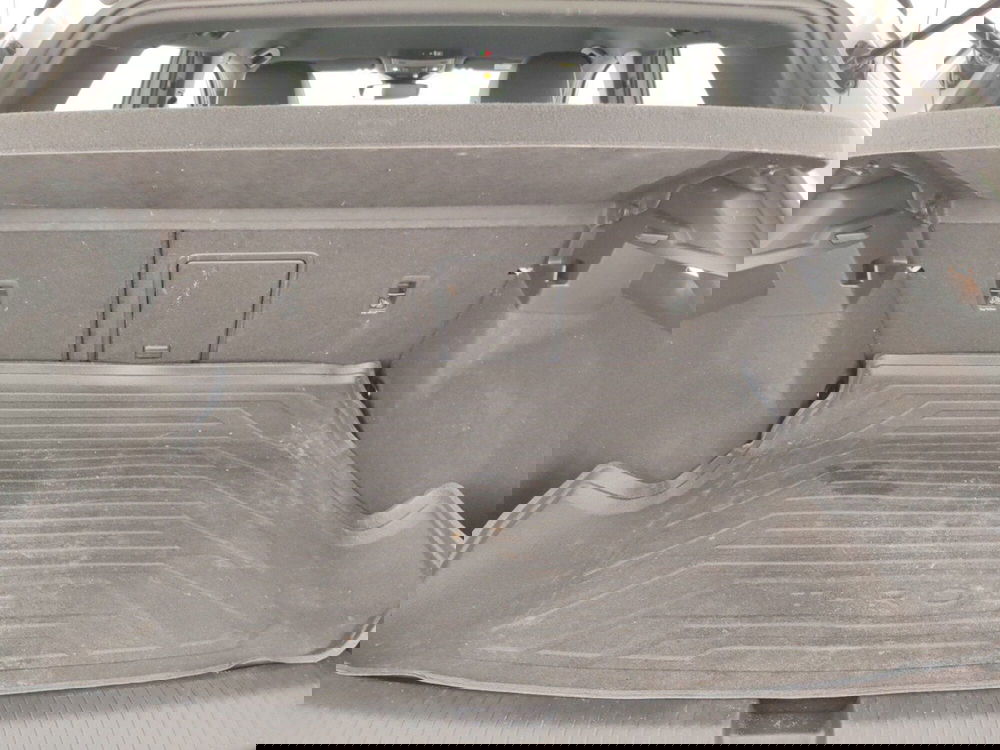 Volkswagen T-Roc usata a Massa-Carrara (16)