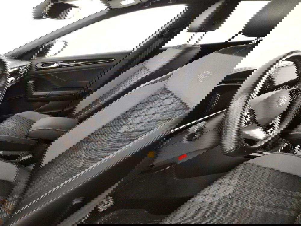 Volkswagen T-Roc usata a Massa-Carrara (7)