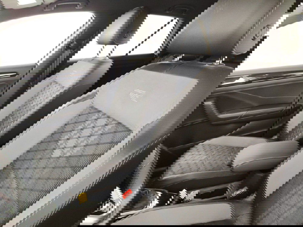 Volkswagen T-Roc usata a Massa-Carrara (9)