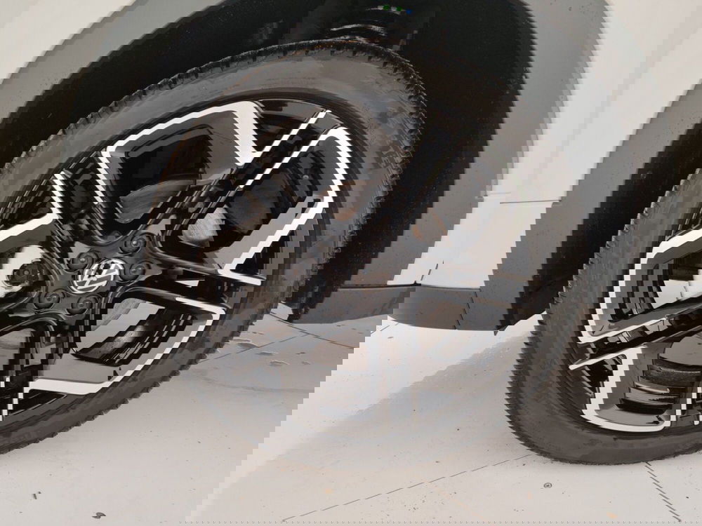 Volkswagen T-Cross nuova a Massa-Carrara (6)