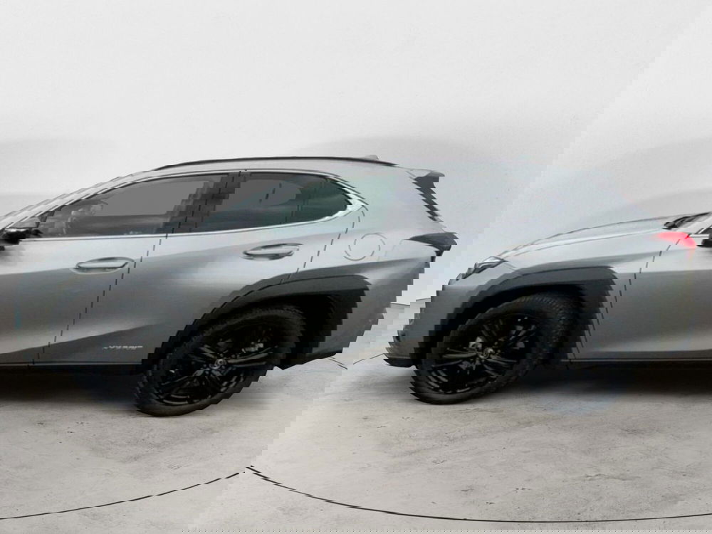 Lexus UX usata a Perugia (4)