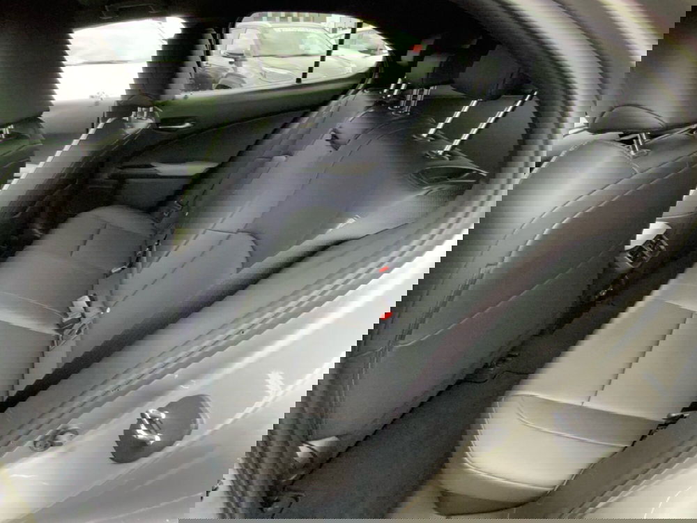 Lexus UX usata a Perugia (9)