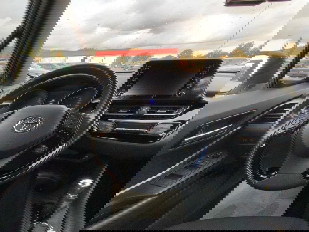 Toyota Toyota C-HR usata a Perugia (11)
