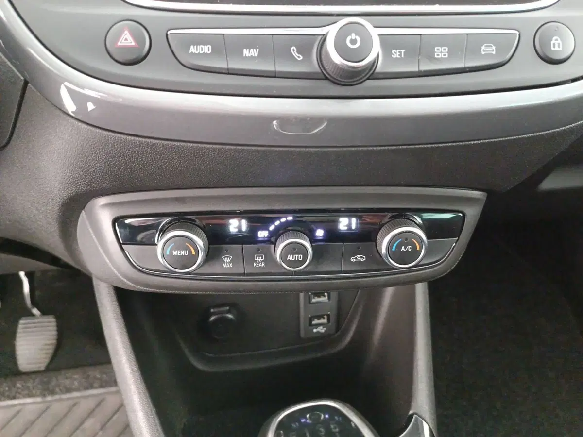 Opel Crossland usata a Treviso (19)